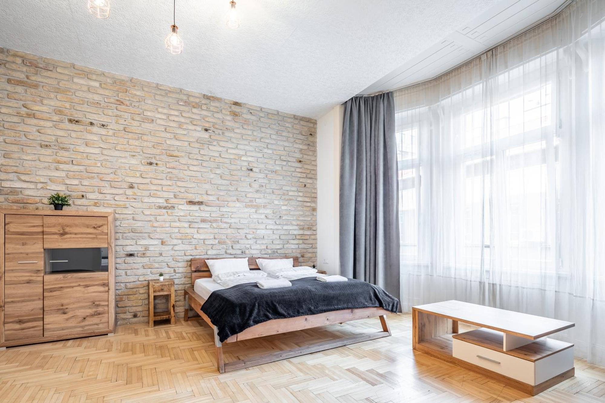 Luxurious At Center Апартаменты Будапешт